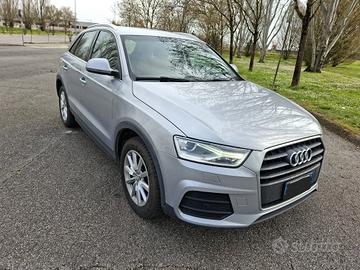 Audi Q3 2.0 TDI 120cv Xeno led navi PDC cruise