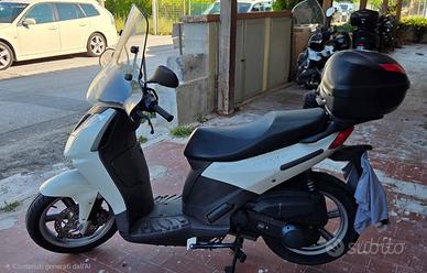 Aprilia Sport City 200