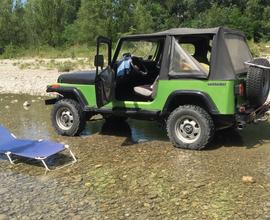 Jeep YJ 2.5 Autocarro 1990 a Metano