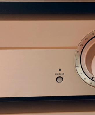 Sony E90 ES