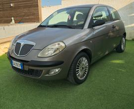 Lancia Ypsilon 1.2 Oro