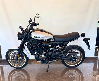 Yamaha XSR 700 LEGACY