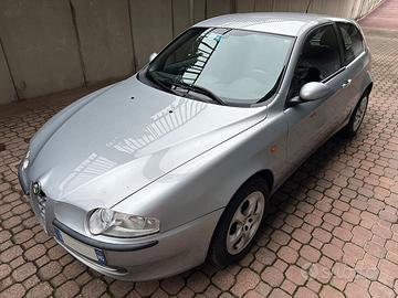 Alfa Romeo 147 1.6 benz NEOPATENTATI 105CV