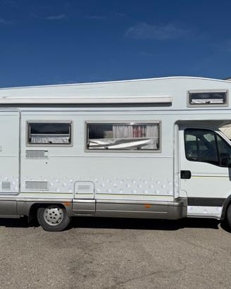 MOBILVETTA ARCOBALENO 7 POSTI DAILY 2.8 TD ANNO 20