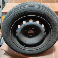 Gomme complete di cerchi