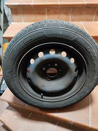 Gomme complete di cerchi