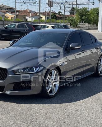 JAGUAR XE 2.0 300 CV AWD aut. R-Sport
