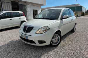 Lancia Ypsilon 1.4 Argento Ecochic GPL