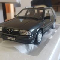 Alfa Romeo 33 Sport W 1/18 grigio met. Laudoracing