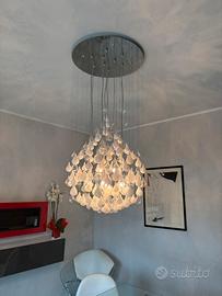 Lampadario  a goccie in vetro moderno