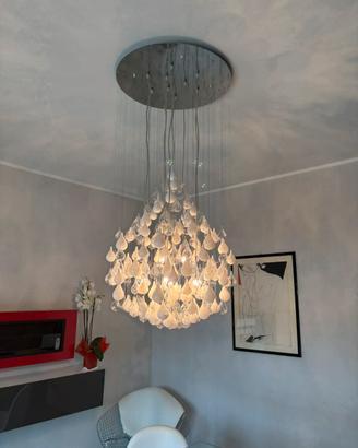 Lampadario  a goccie in vetro moderno
