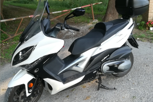 Kymco 400i xciting