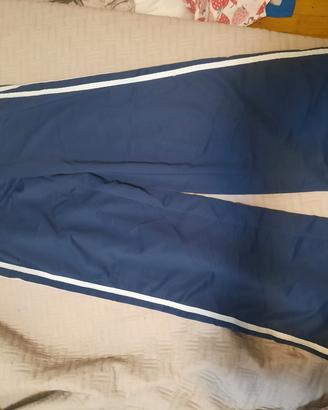Pantaloni sportivi gamba larga 