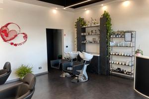 Negozio attualmente ad uso Parrucchiera