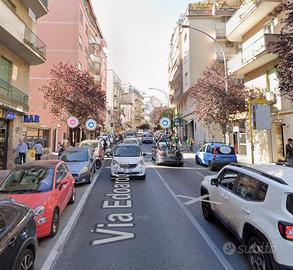 Immobile di 380 m² con 1 locale a Roma