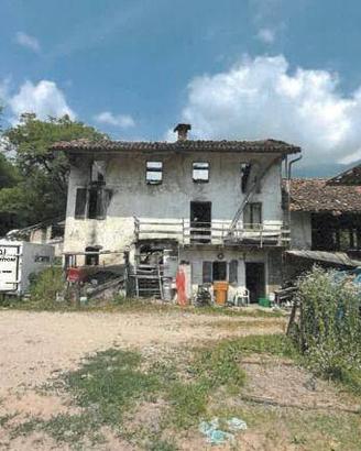 Immobile in asta di 1138 m² con 1 locale a Feltre