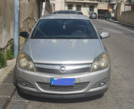 Auto Opel Astra GTC 1.7