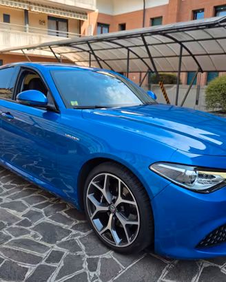 Alfa Romeo Giulia Veloce Q4