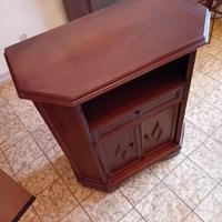 Mobiletto in legno arte povera 