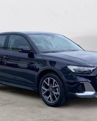 AUDI A1 citycarver 30 TFSI Identity Contrast