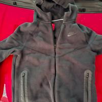 nike tech
