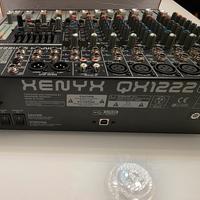 Mixer Behringer Xenyx QX1222US
