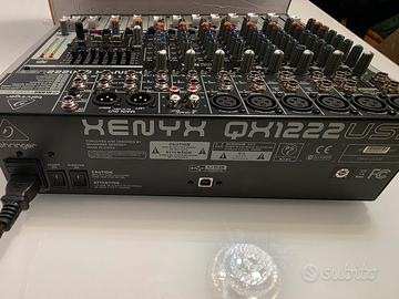 Mixer Behringer Xenyx QX1222US