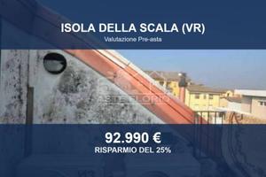 Immobile in asta di 104 m² con box auto a Isolabon