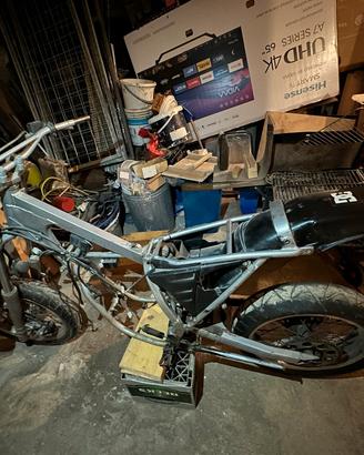 TELAIO HM 50CC CRE  - PER RICAMBI/RESTAURO
