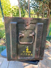 Cassa in ferro vecchia militare