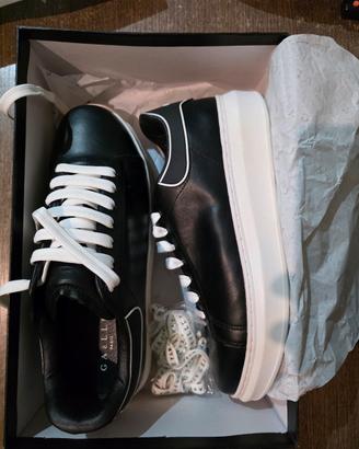 Scarpe GAELLE Paris nuove
