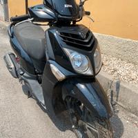 Sym HD2-200i