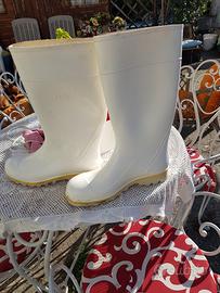 stivali bianchi marca Nora x macellai salumieri ec