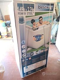 Piscina fuoriterra BESTWAY 5.49 x 2.74 x 1.22