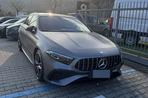 MERCEDES A35 amg
