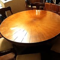 Tavolo rotondo in legno 6 posti + 6 sedie