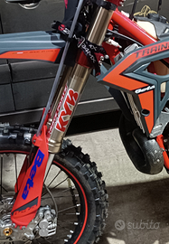 X beta xtrainer 300 forcelle Kayaba e mono Ohlins