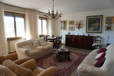 Villa Indipendente con Giardino - Pistoia Ovest