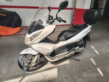 Honda pcx 125 - 2010