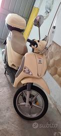 Scooter Liberty 150