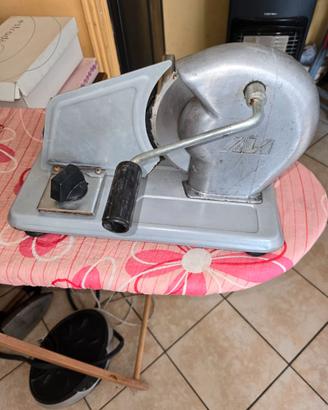 Affettatrice funzionante anni80 manuale