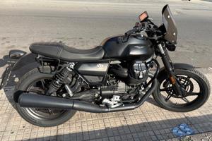 Moto Guzzi V7 STONE 