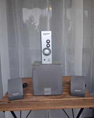Typhoon sistema audio 2.1 subwoofer