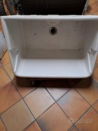 lavatoio in ceramica 