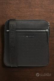 Armani EA Borsa Uomo a Tracolla Nera Originale