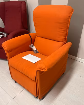 Poltrona relax Pocket Arancio Nuovo da esposizione