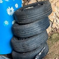 Treno 185/60 r15 estive al 60% attacco 4x100