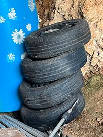 Treno 185/60 r15 estive al 60% attacco 4x100