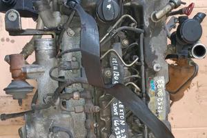 Motore Ssangyong Rexton 2.7 XDI 2005 Sigla 665925