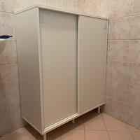Mobile ad ante scorrevoli Vihals Ikea